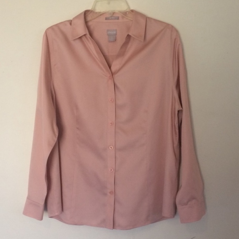 Chicos Size 2 No Iron Button Up Blouse